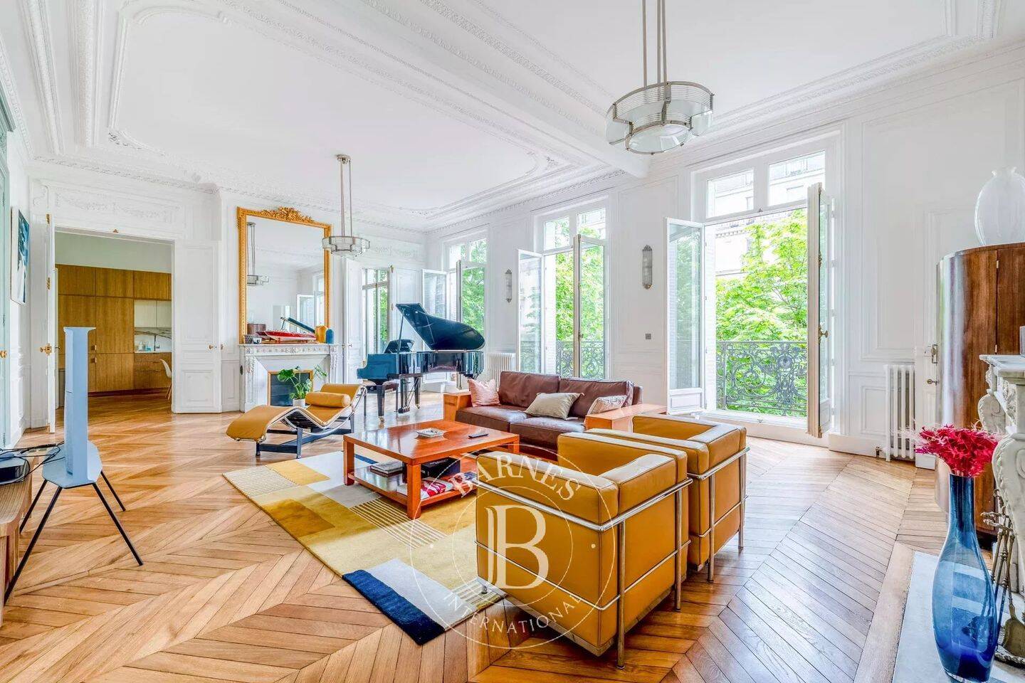 Appartement 7 pièces 249 m² · à Paris 17ème Arrondissement · 249 m² · 3 850 000 €