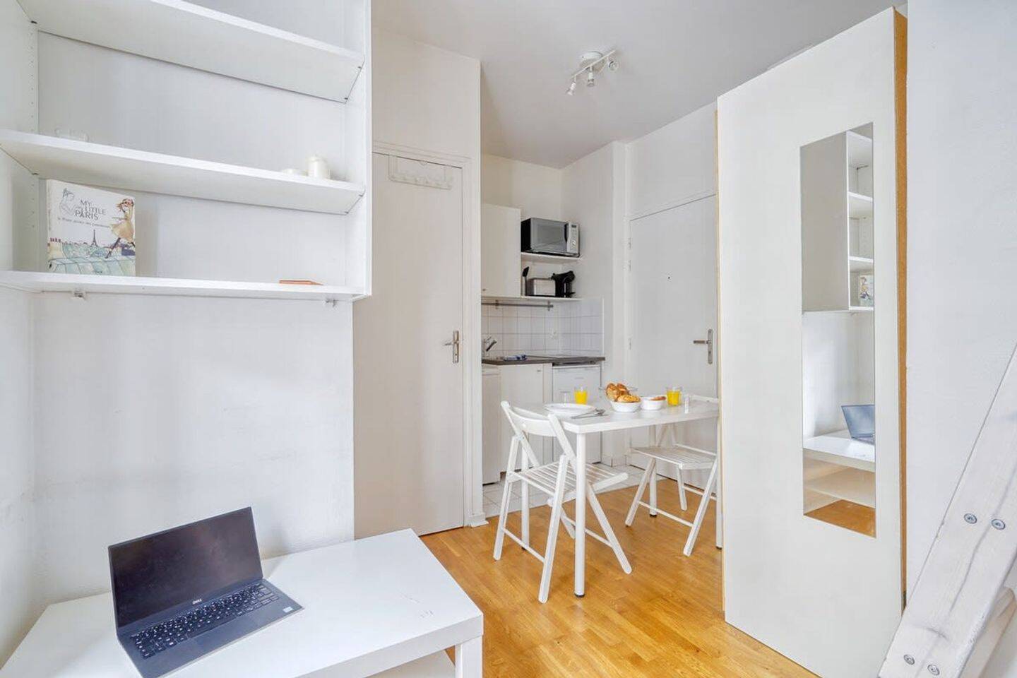 Appartement 1 pièce 19 m² · à Paris 17ème Arrondissement · 19 m² · 1 704 €