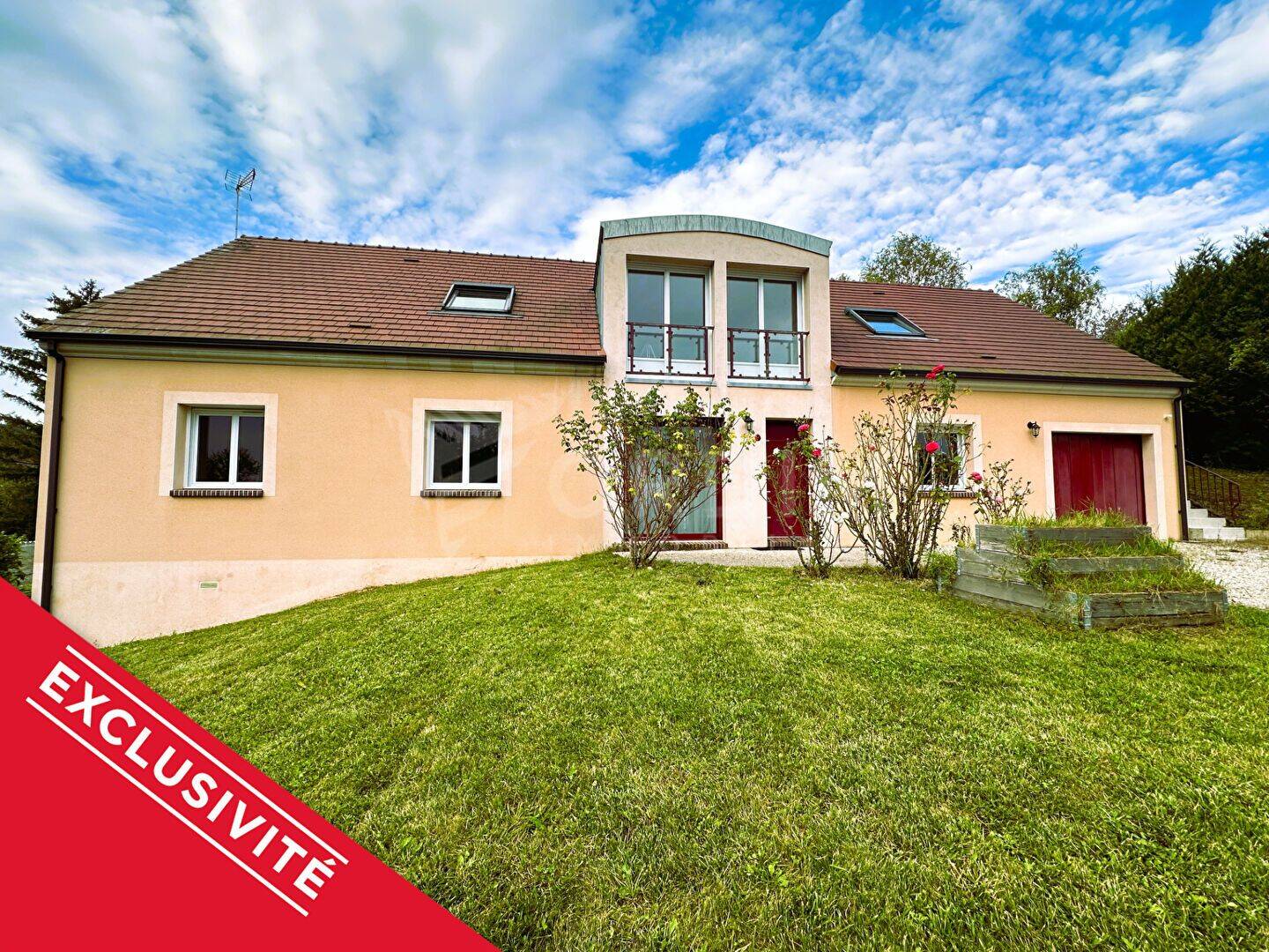 Maison 6 pièces 200 m² · à Joigny · 200 m² · 279 900 €