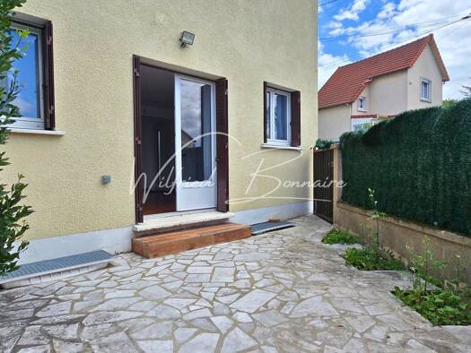 Maison de ville à vendre 305 000 € 4 pièces 3 chambres 83 m² 68 m² de terrain Orgemont-Bellevue Argenteuil 95100