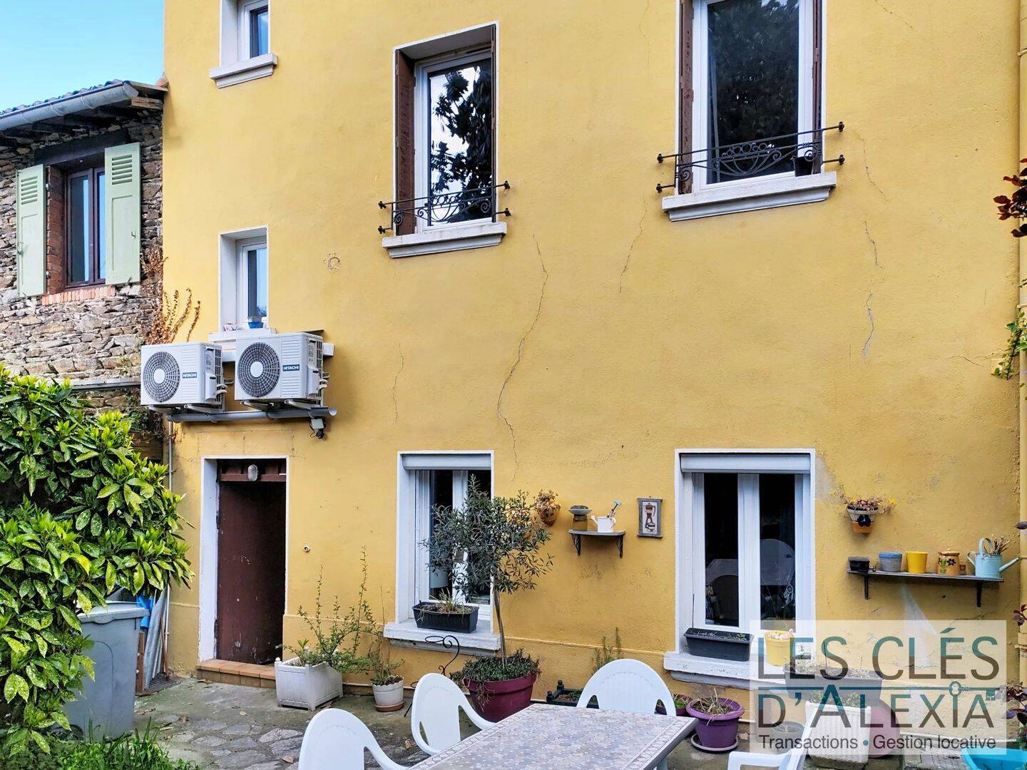 Maison 10 pièces 172 m² · à Givors · 172 m² · 242 000 €