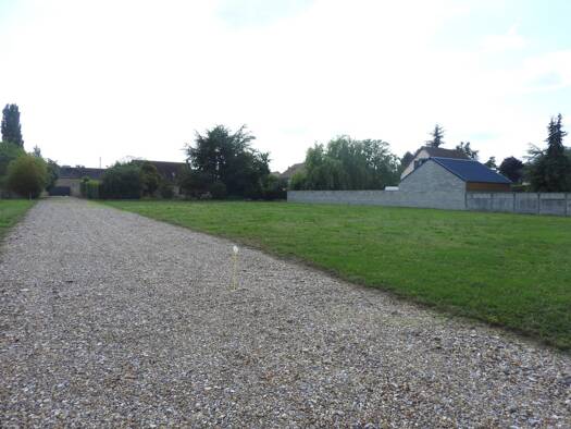 Terrain constructible à vendre 167 000 € 1 913 m² de terrain Ménilles 27120