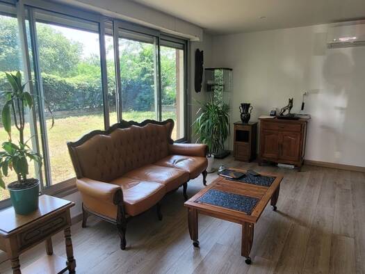 Appartement à vendre 258 000 € 2 pièces 1 chambre 70 m² 5 étages Saint Clair- Quais du Rhône Caluire-et-Cuire 69300