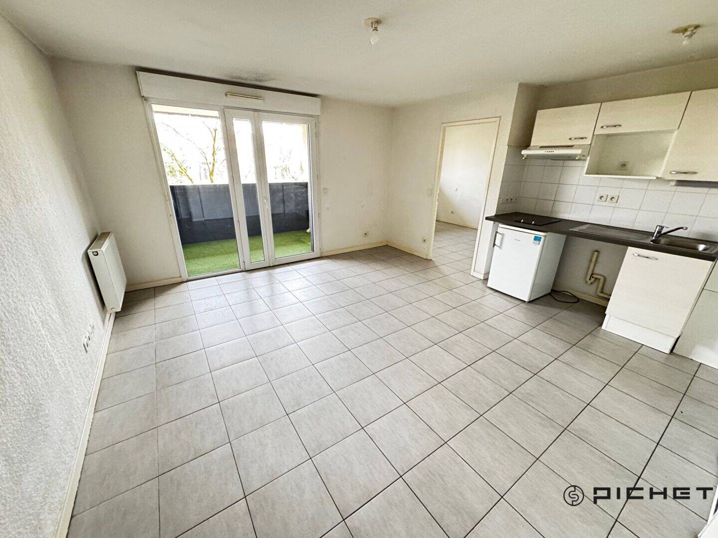 Appartement 2 pièces 41 m² · à Cenon · 40,5 m² · 122 000 €
