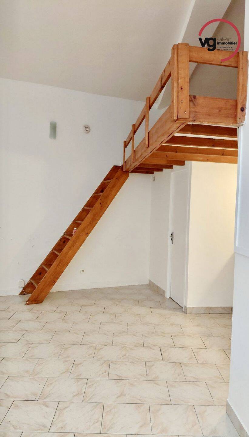 Appartement 1 pièce 17 m² · à Lyon 7ème Arrondissement · 17 m² · 415 €