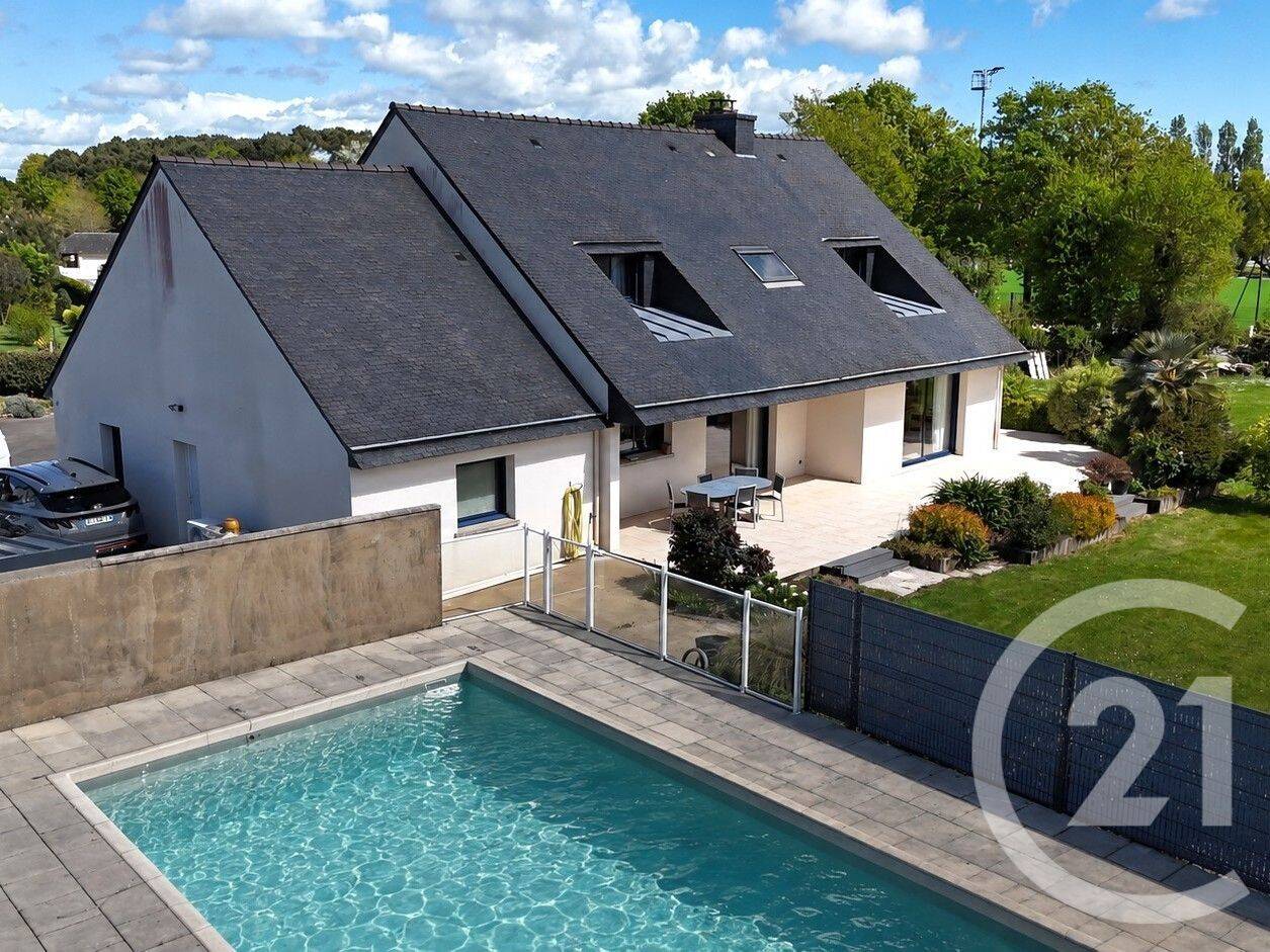 Maison 7 pièces 185 m² · à Surzur · 185 m² · 699 000 €