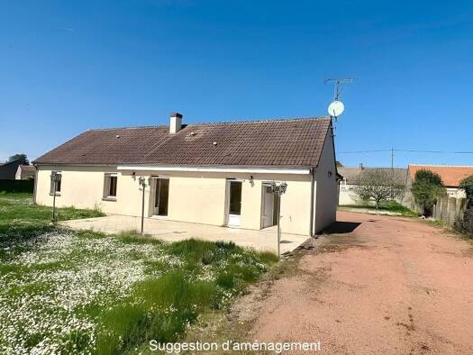 Maison de plain-pied à vendre 249 424 € 6 pièces 4 chambres 106 m² 1 493 m² de terrain Ingré 45140