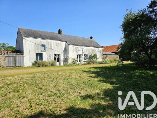 Maison à vendre 259 000 € 6 pièces 4 chambres 125 m² 3 000 m² de terrain Nord Ouest Sautron 44880