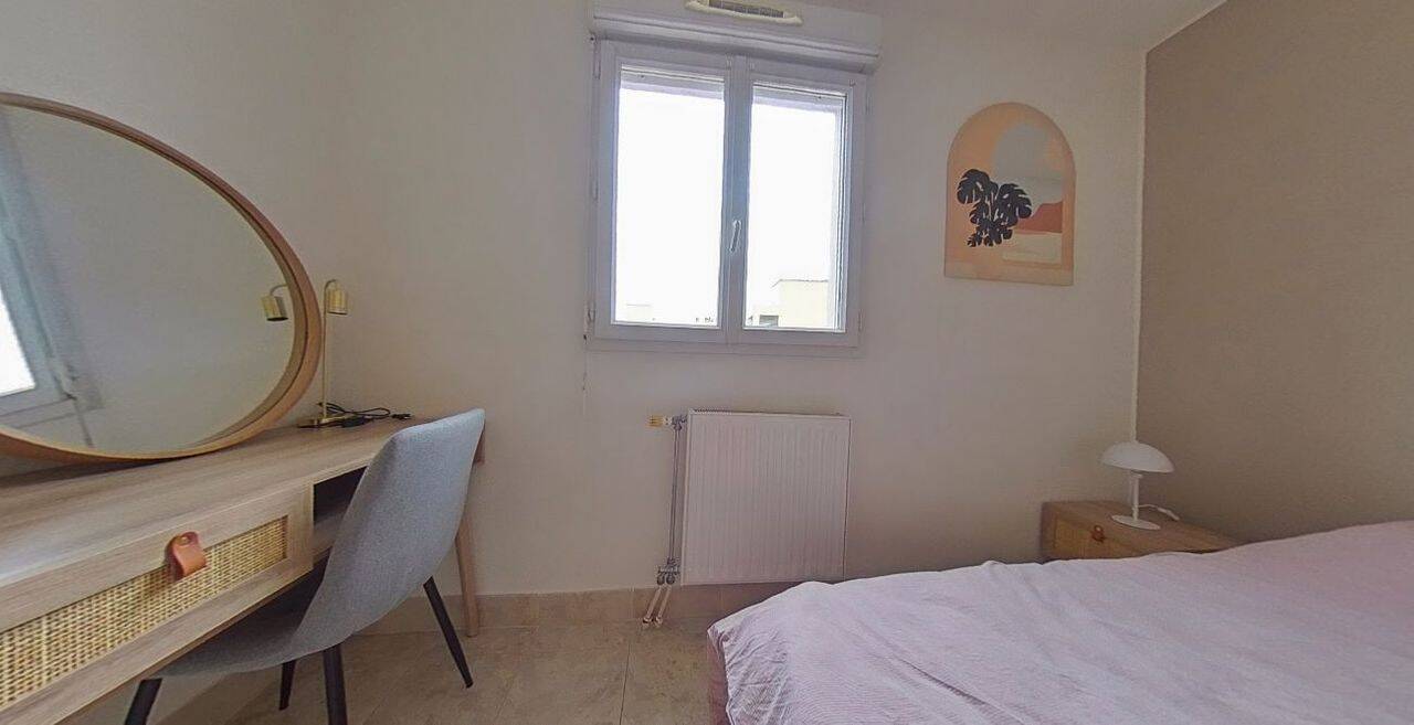 Appartement 1 pièce 9 m² · à Saint-Laurent-du-Var · 9 m² · 800 €/mois