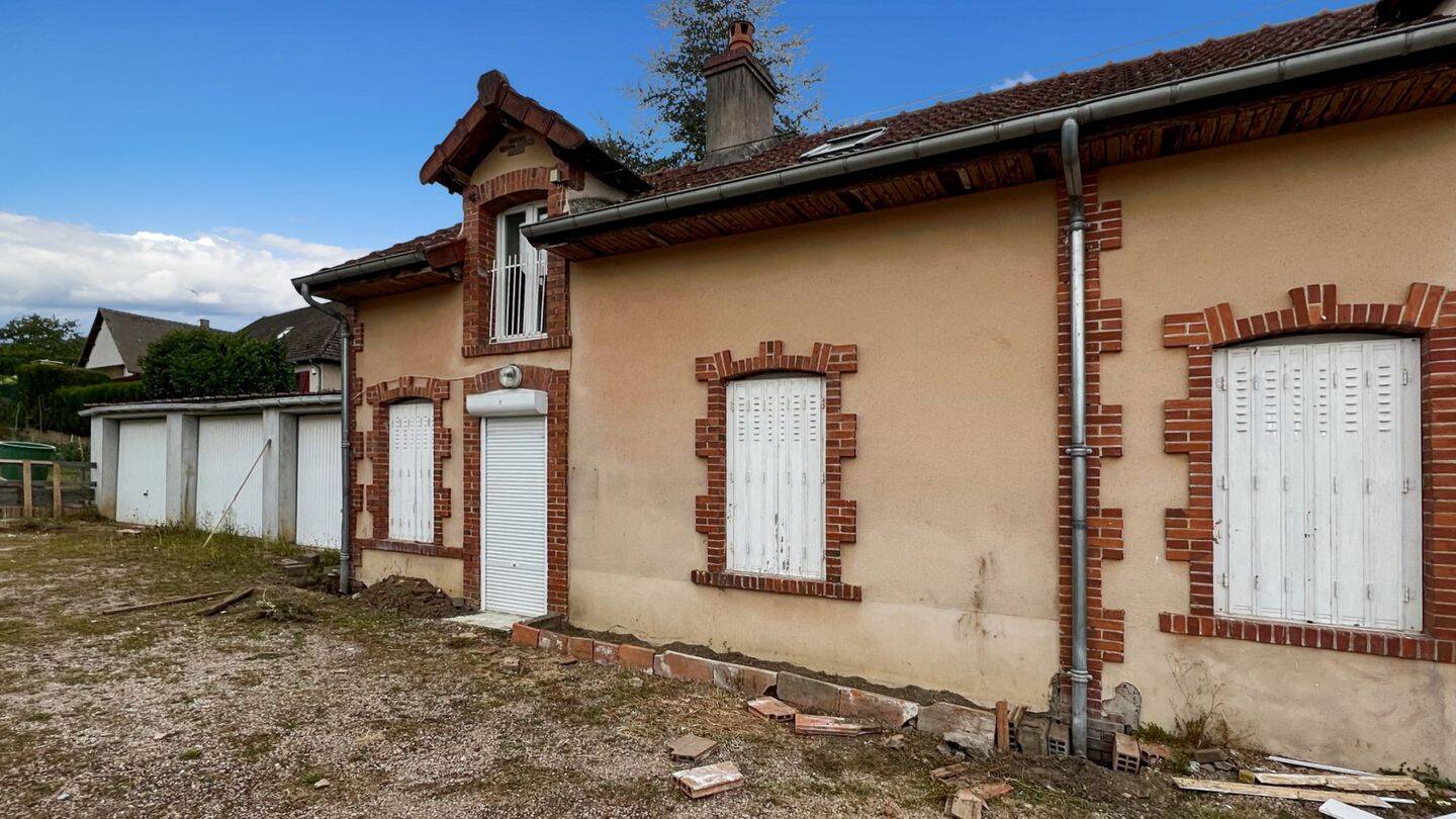Maison 3 pièces 72 m² · à Corbigny · 72 m² · 495 €