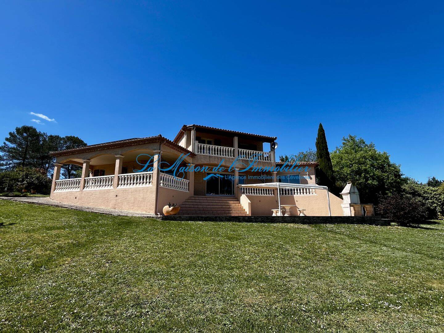 Maison 6 pièces 204 m² · à Saint-Ambroix · 204 m² · 559 000 €
