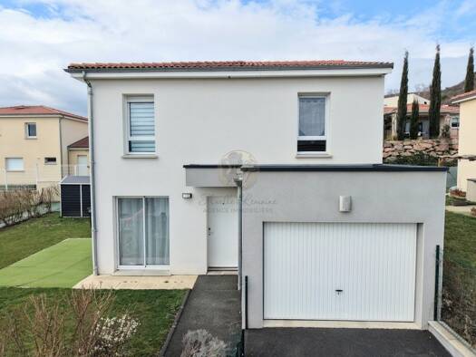 Maison à vendre 355 000 € 4 pièces 3 chambres 96 m² 448 m² de terrain Zone Verte Cournon-d'Auvergne 63800