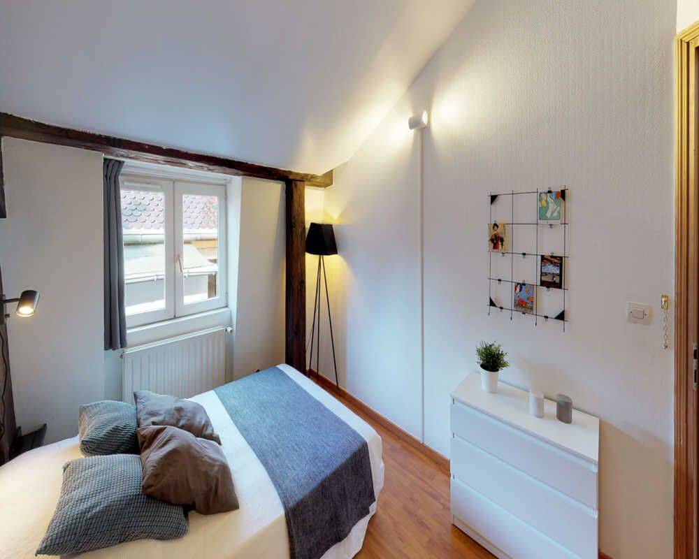 Appartement 5 pièces 130 m² · à Lyon 1er Arrondissement · 130 m² · 780 €