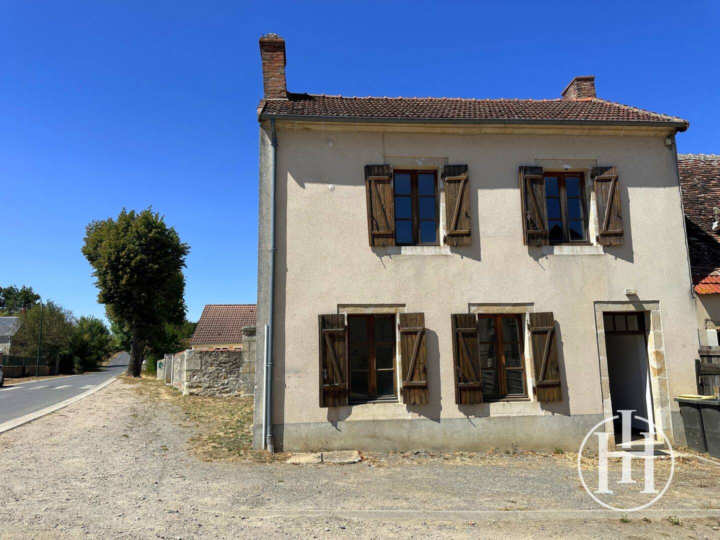 Maison 6 pièces 93 m² · à Reigny · 93,2 m² · 29 000 €