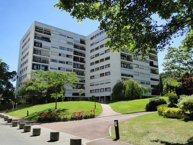 Appartement 1 pièce 32 m² · à Poissy · 32 m² · 850 €