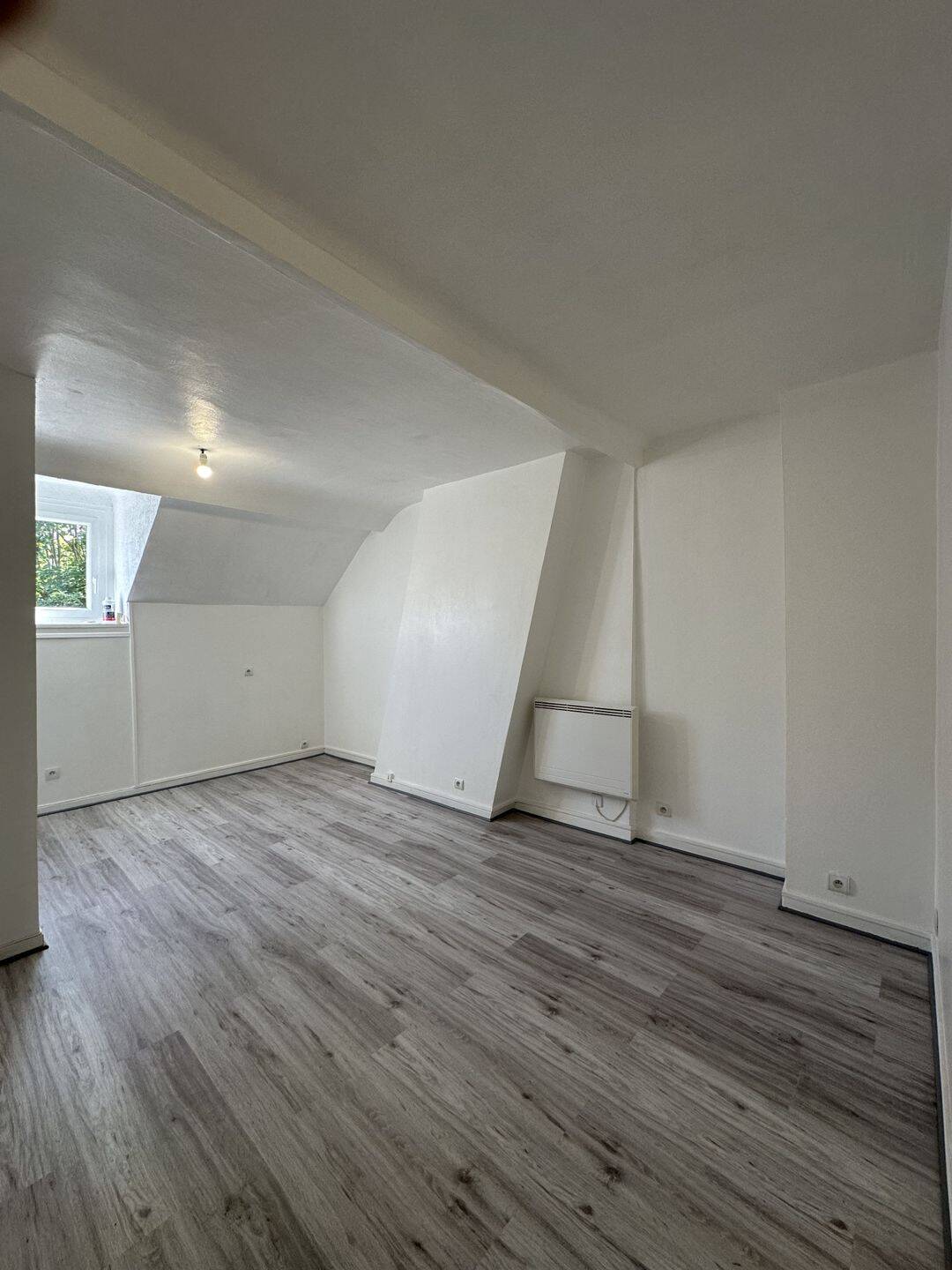 Appartement 2 pièces 33 m² · à Dammarie-les-Lys · 32,8 m² · 585 €/mois