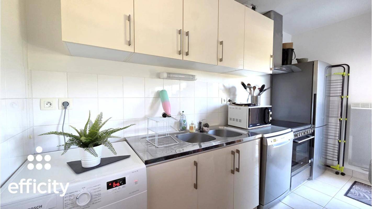 Appartement 2 pièces 43 m² · à Chartres-de-Bretagne · 43 m² · 152 000 €