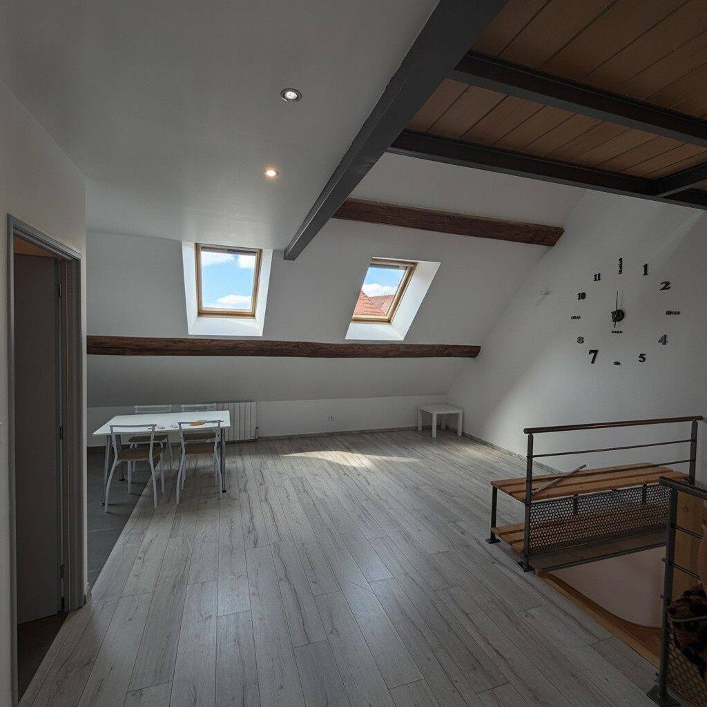 Appartement 4 pièces 102 m² · à Dijon · 102 m² · 900 €/mois