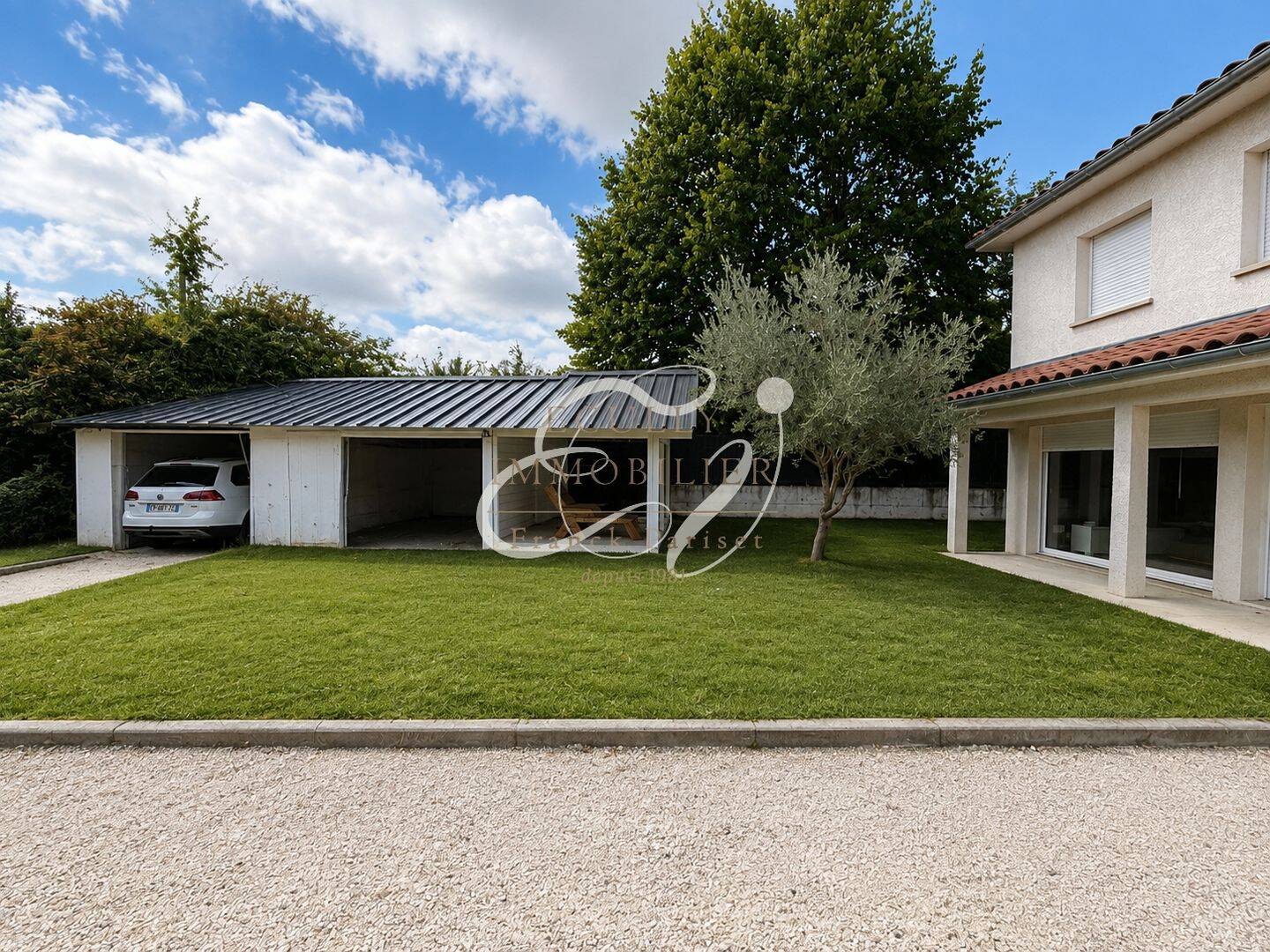 Maison 5 pièces 133 m² · à Écully · 133,5 m² · 1 990 €/mois