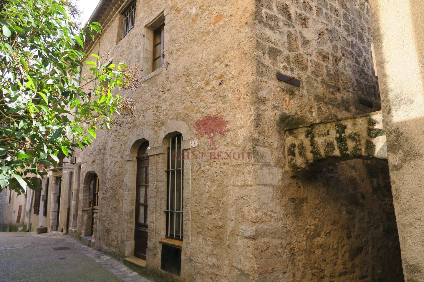 Maison 6 pièces 150 m² · à Saint-Guilhem-le-Désert · 150 m² · 470 000 €