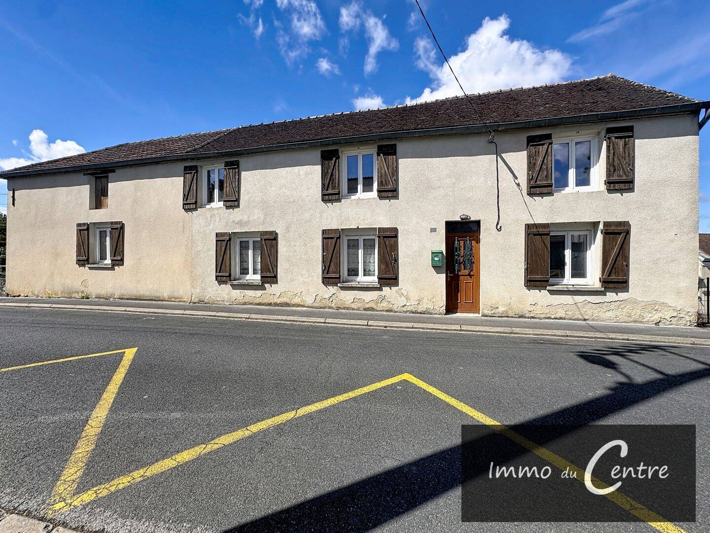 Maison 5 pièces 124 m² · à Montmirail · 124 m² · 90 000 €