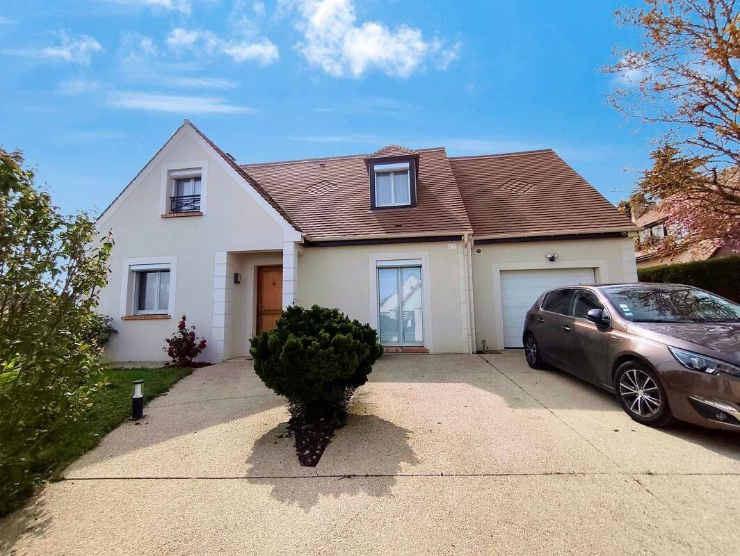 Maison 5 pièces 165 m² · à Épône · 165 m² · 479 000 €