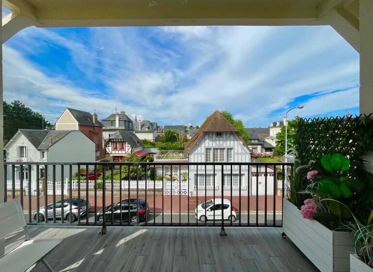 Appartement à vendre 250 000 € 1 pièce 28,6 m²<br/>superficie 2/3<br/>étage Deauville 14800