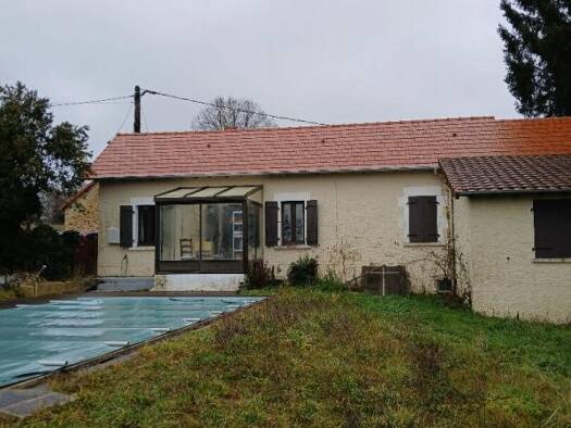 Maison de plain-pied à vendre 135 000 € 3 pièces 2 chambres 70,1 m² 1 600 m² de terrain Ladignac-le-Long 87500