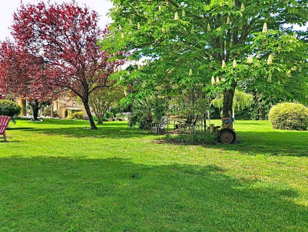 Maison 6 pièces 210 m² · à Le Thor · 210 m² · 595 000 €