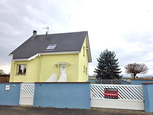 Maison à vendre 299 800 € 5 pièces 4 chambres 135 m² 517 m² de terrain Weckolsheim 68600