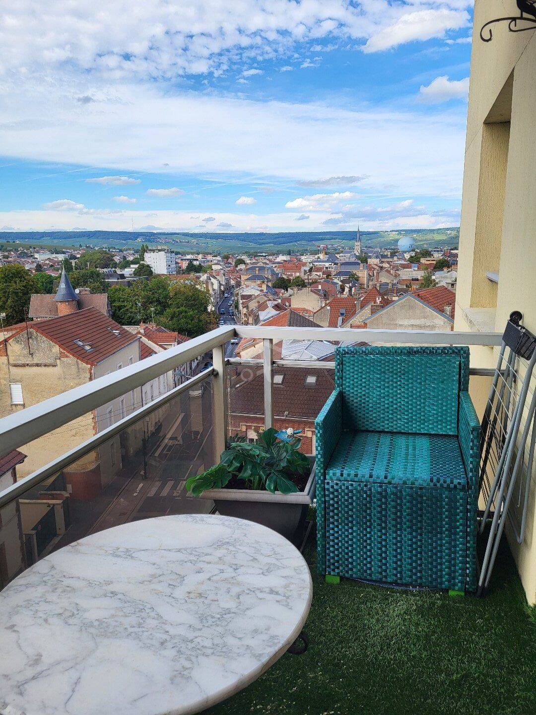 Appartement 2 pièces 41 m² · à Épernay · 41 m² · 80 000 €