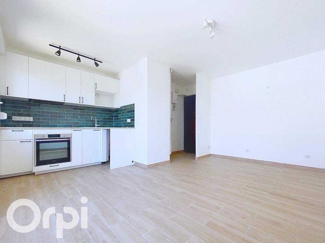 Appartement 2 pièces 32 m² · à Corbeil-Essonnes · 32 m² · 129 000 €