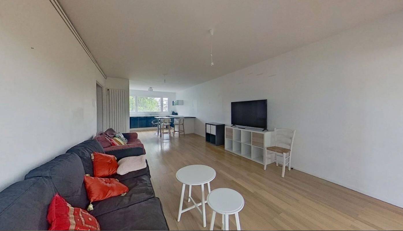 Appartement 3 pièces 91 m² · à Écully · 91 m² · 1 290 €/mois