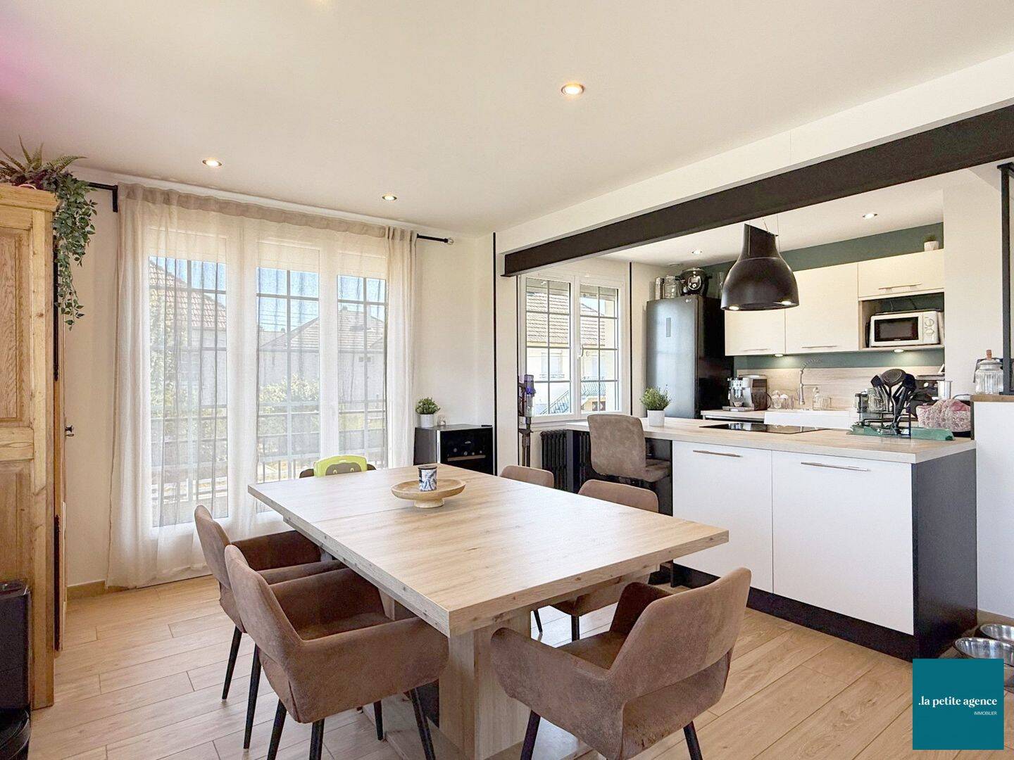 Maison 6 pièces 121 m² · à Cherbourg-en-Cotentin · 121 m² · 292 600 €
