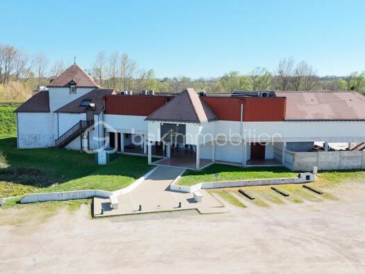 Maison à vendre 820 000 € 12 pièces 5 chambres 1 400 m² Cangey 37530