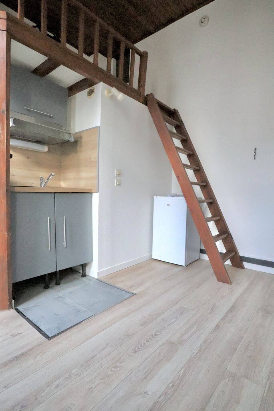 Appartement 1 pièce 11 m² · à Lille · 11,1 m² · 370 €/mois