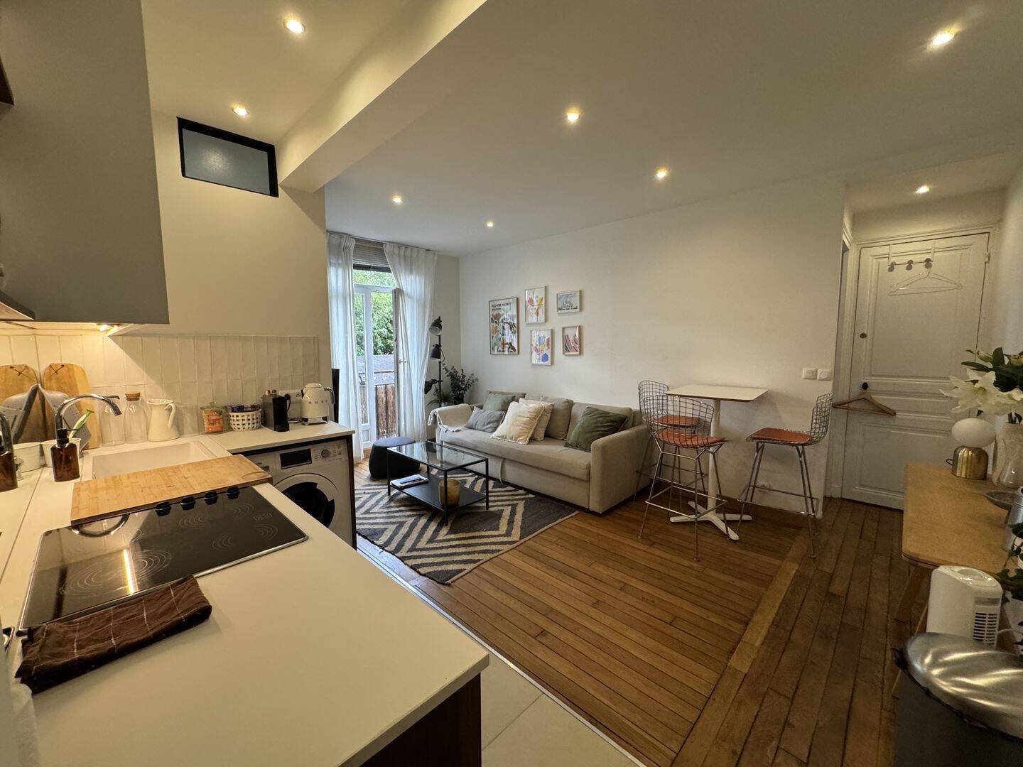 Appartement 2 pièces 37 m² · à Paris 18ème Arrondissement · 36,8 m² · 1 415 €