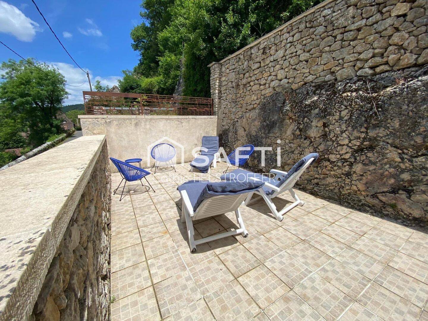 Maison 3 pièces 100 m² · à Crégols · 100 m² · 149 400 €