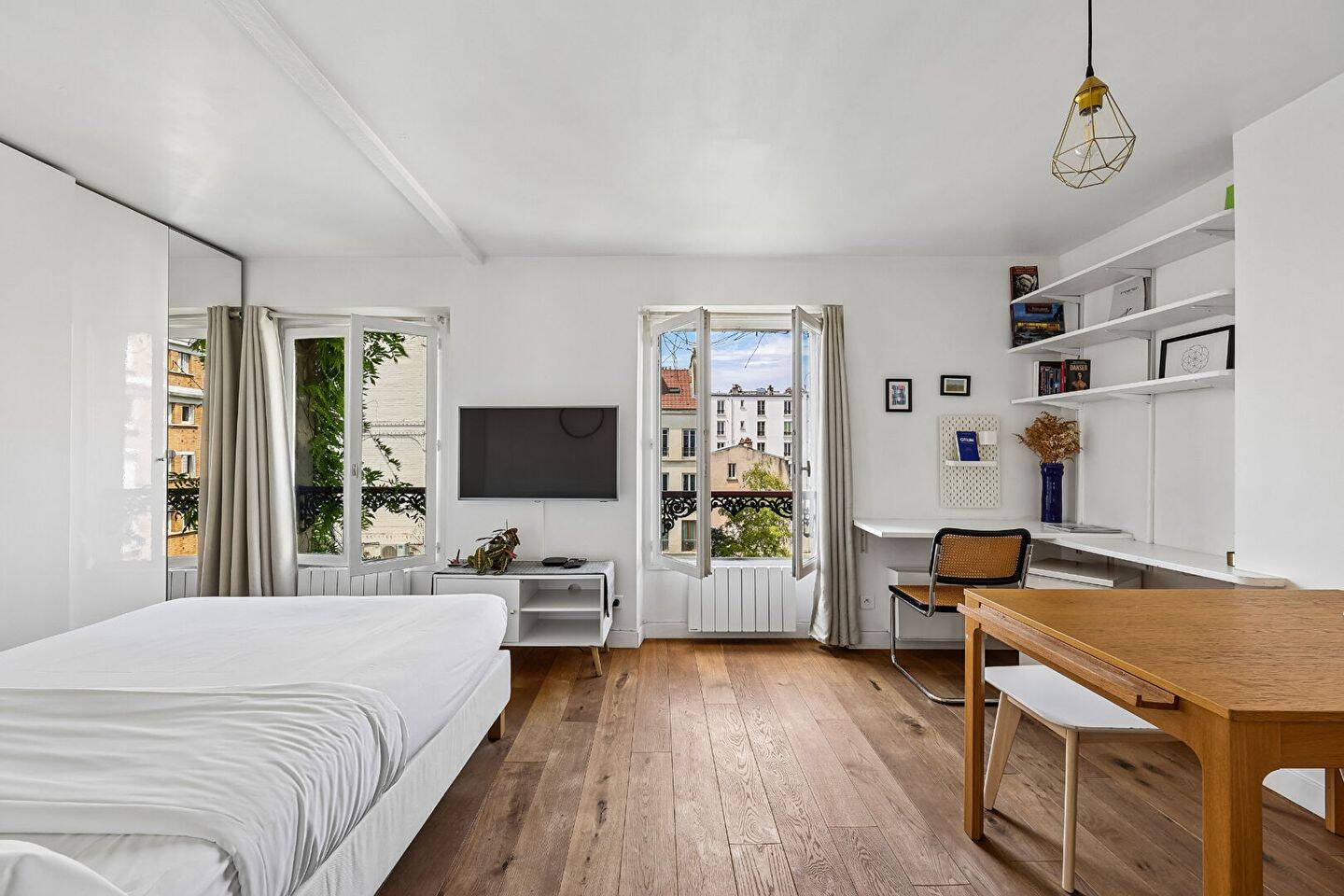 Appartement 1 pièce 25 m² · à Paris 10ème Arrondissement · 25 m² · 250 000 €