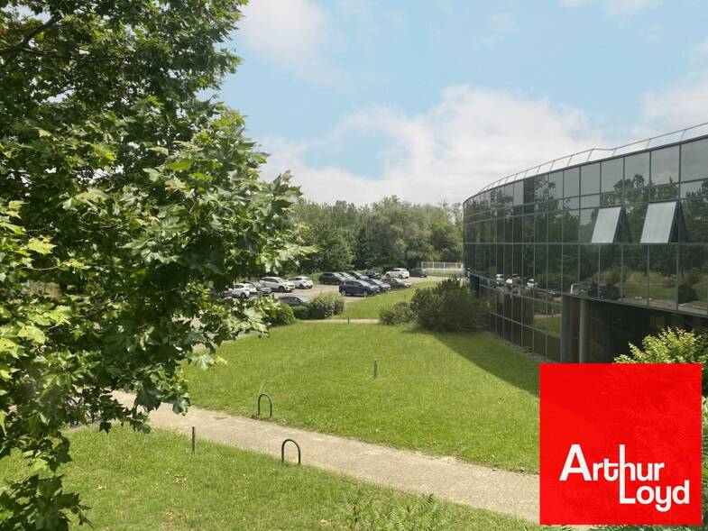 Espace bureau à louer 9 620 € 888 m² de bureaux divisible de 64 m² à 888 m² Toulouse 31500