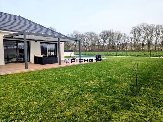 Maison à vendre 448 000 € 5 pièces 3 chambres 128 m² 1 200 m² de terrain Serres-Castet 64121