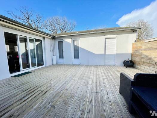 Maison de plain-pied à vendre 173 775 € 2 chambres 74 m² 460 m² de terrain Lannion 22300