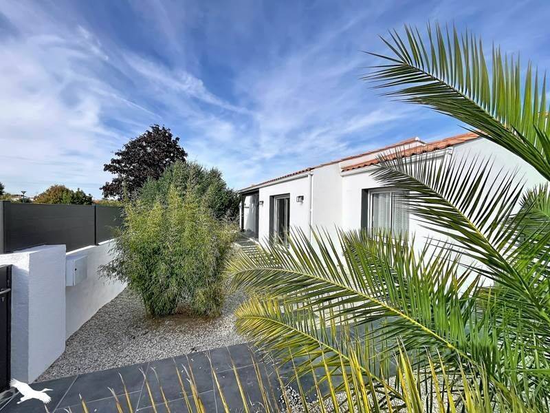 Maison 6 pièces 151 m² · à Saint-Mathurin · 151 m² · 415 000 €