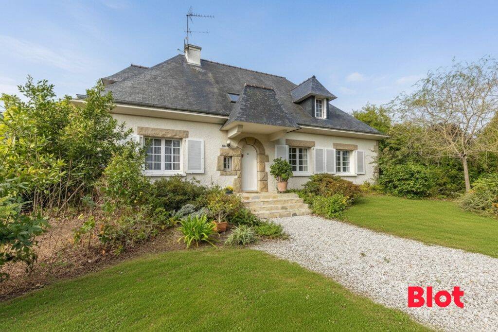Maison 7 pièces 214 m² · à Mordelles · 214 m² · 498 000 €