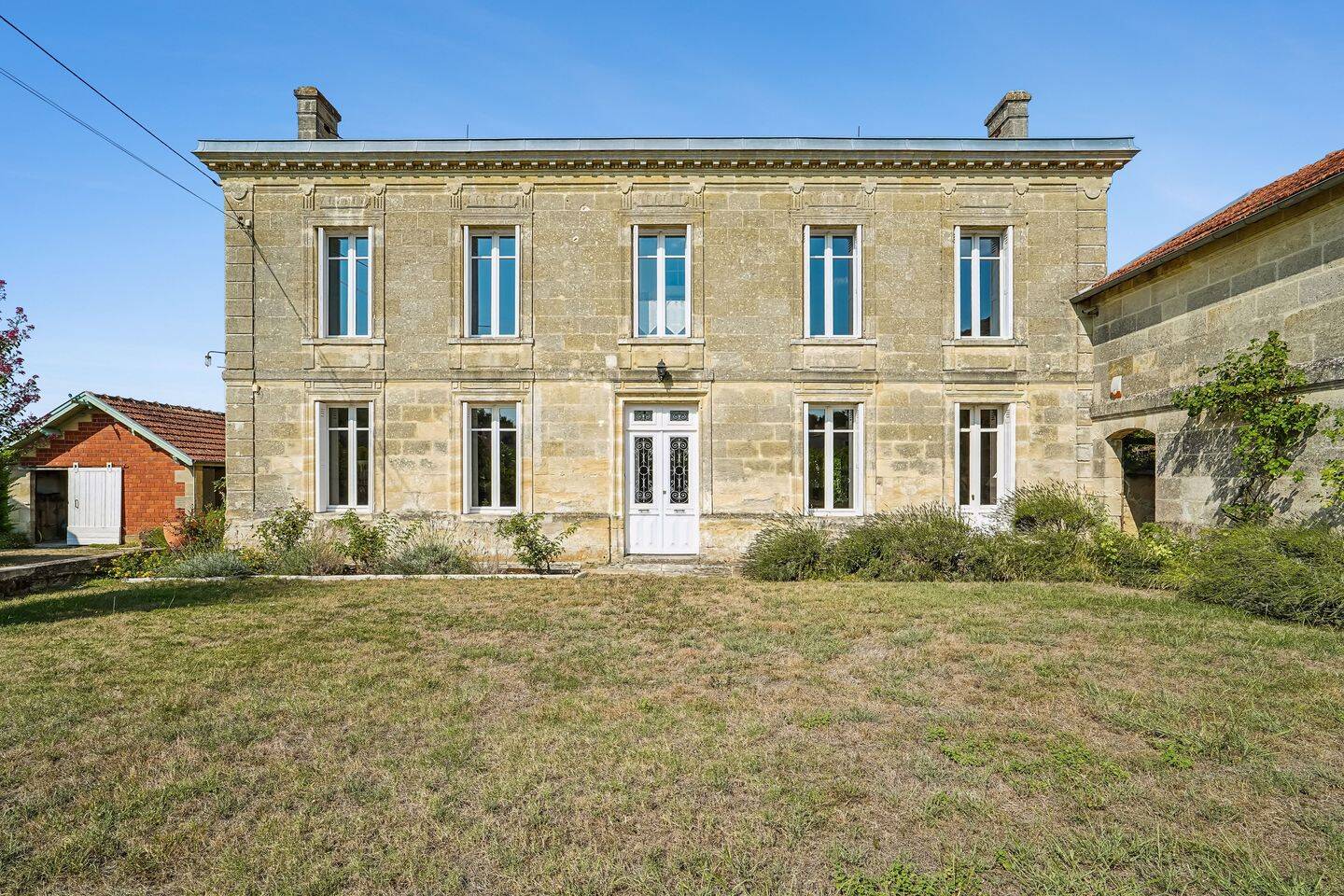 Maison 6 pièces 270 m² · à Gauriac · 270 m² · 630 000 €