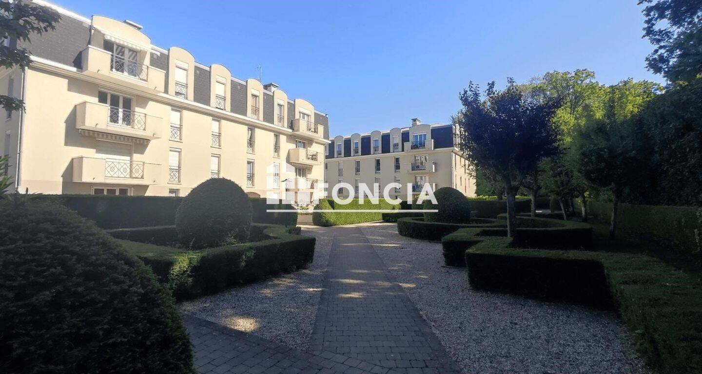 Appartement 3 pièces 66 m² · à Rambouillet · 66,3 m² · 297 000 €