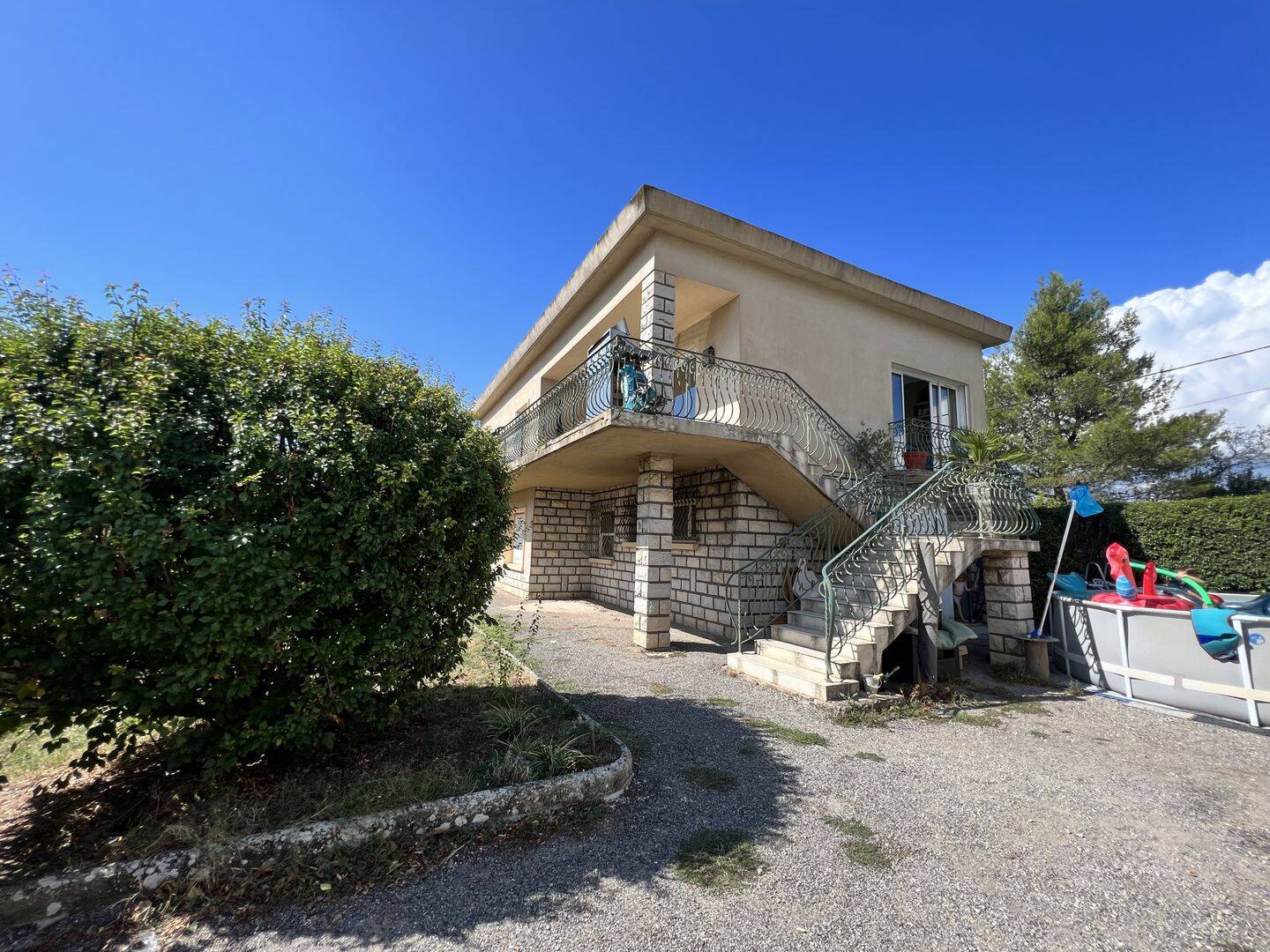 Maison 5 pièces 157 m² · à Pourcieux · 156,6 m² · 449 000 €