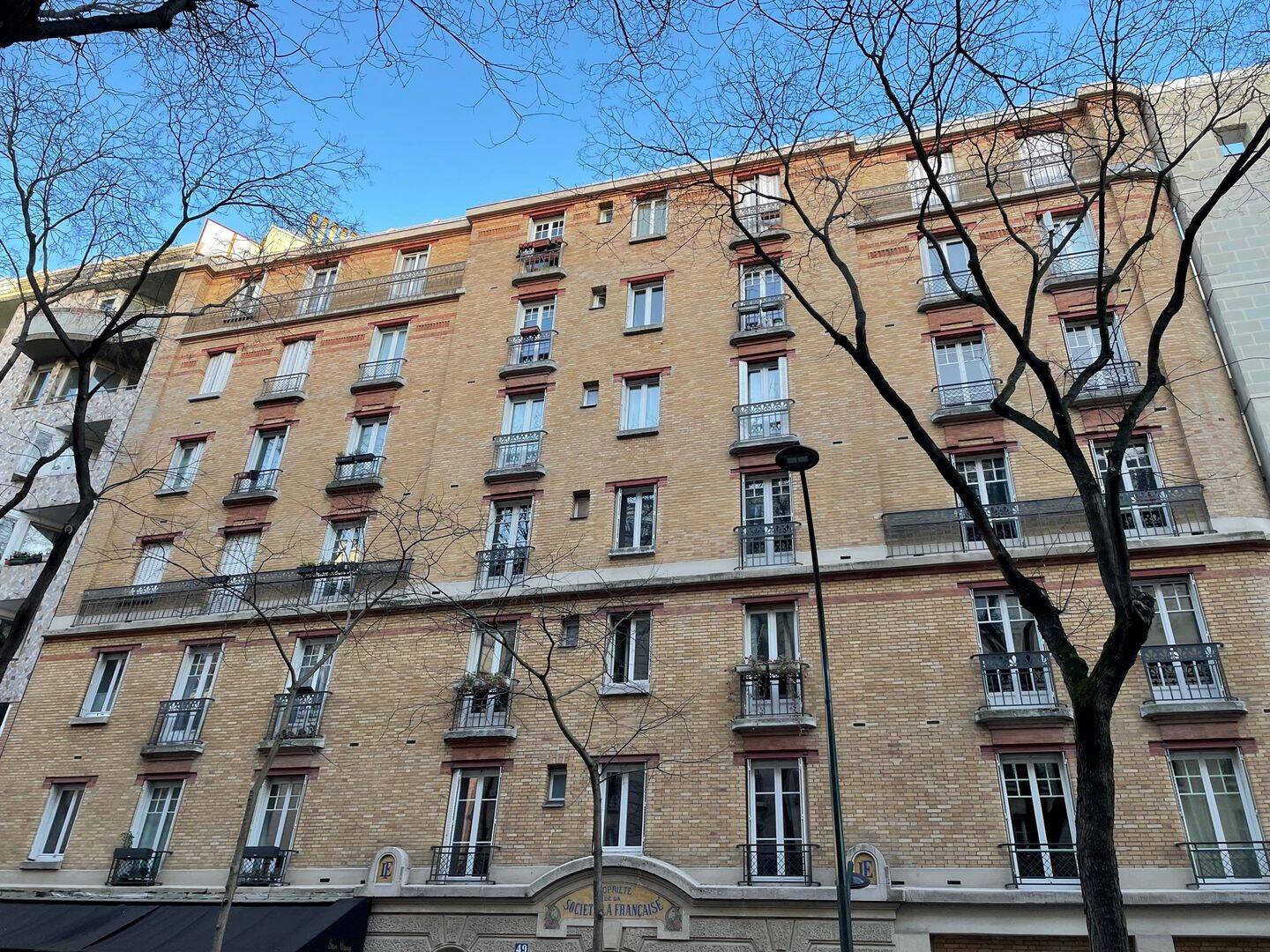 Appartement 2 pièces 50 m² · à Paris 15ème Arrondissement · 49,9 m² · 1 450 €