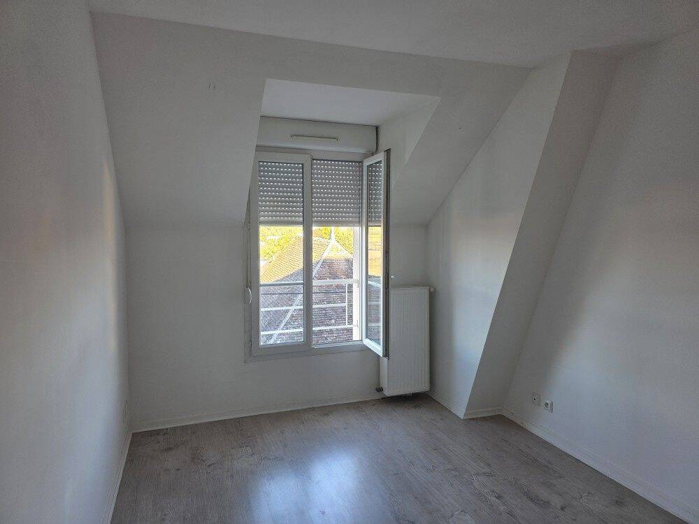 Appartement 3 pièces 50 m² · à Pont-sur-Yonne · 50 m² · 630 €/mois