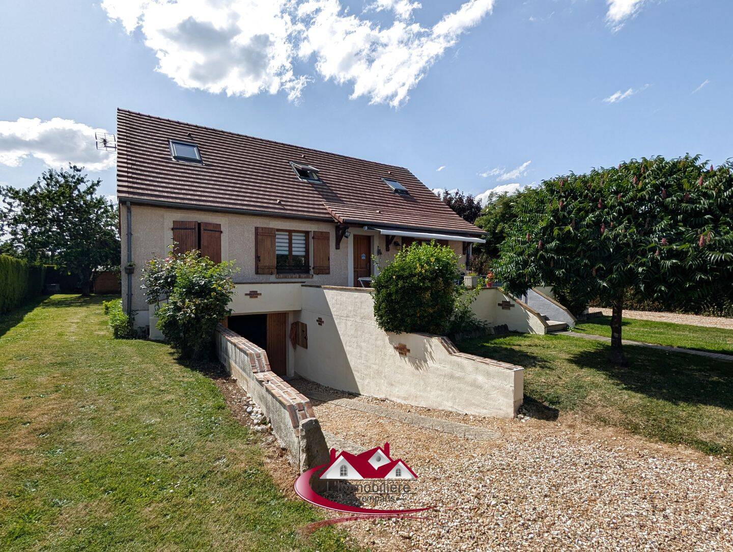 Maison 5 pièces 124 m² · à Bû · 124 m² · 325 000 €